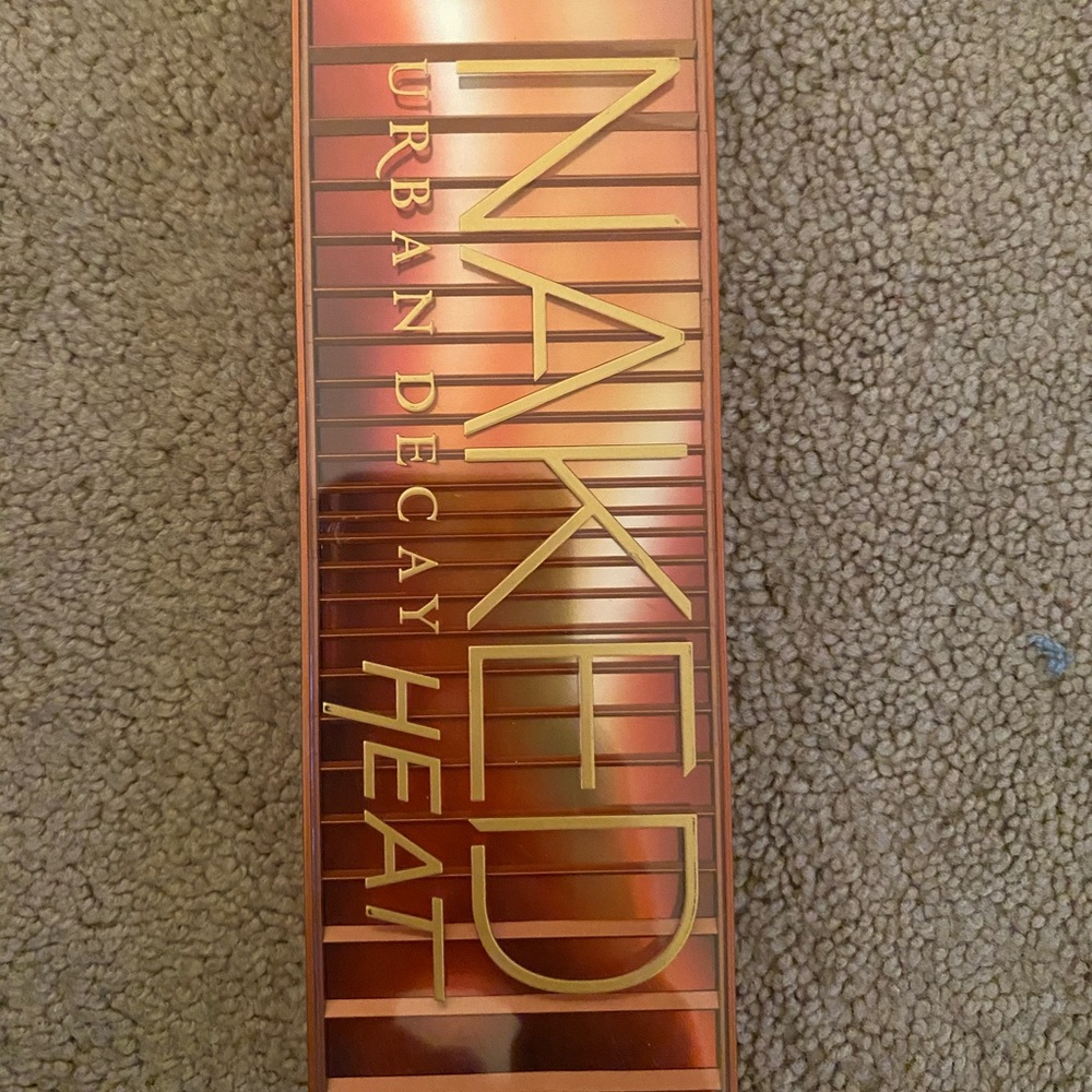 Urban Decay Naked Heat Eyeshadow